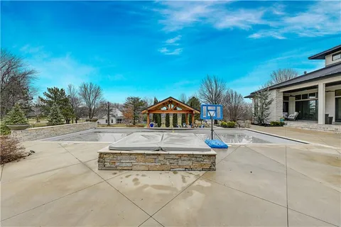 $3,500,000 | 21100 West 105th Street, Olathe, KS 66061