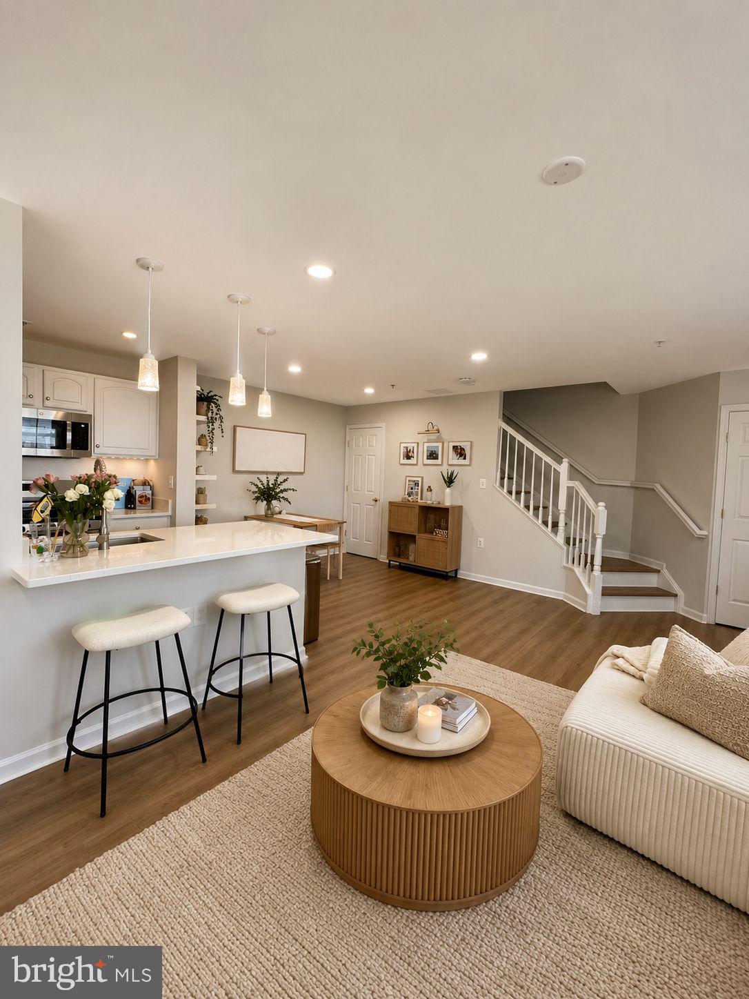 43577 Patching Pond Square Ashburn, VA 20147 - Photo 3 of 33