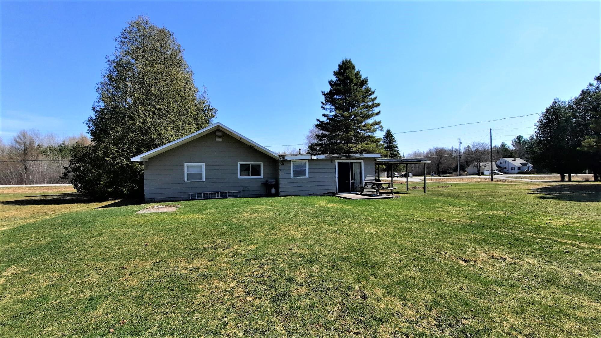 4576 French Road Alpena, MI 49707 - Photo 4 of 17 Gallery Image 4