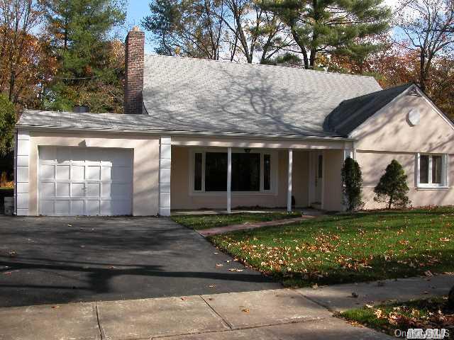 27 Bentley Road Great Neck, NY 11023 - Photo 1 of 1 Gallery Image 1