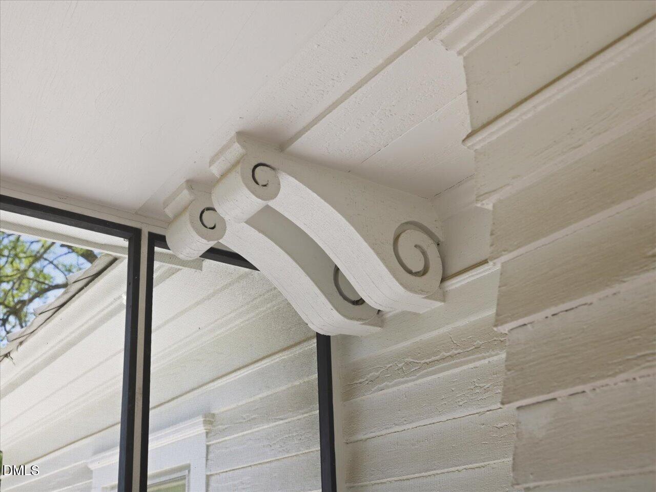 215 Hillcrest Road Raleigh, NC 27605 - Photo 80 of 97 083-Detail