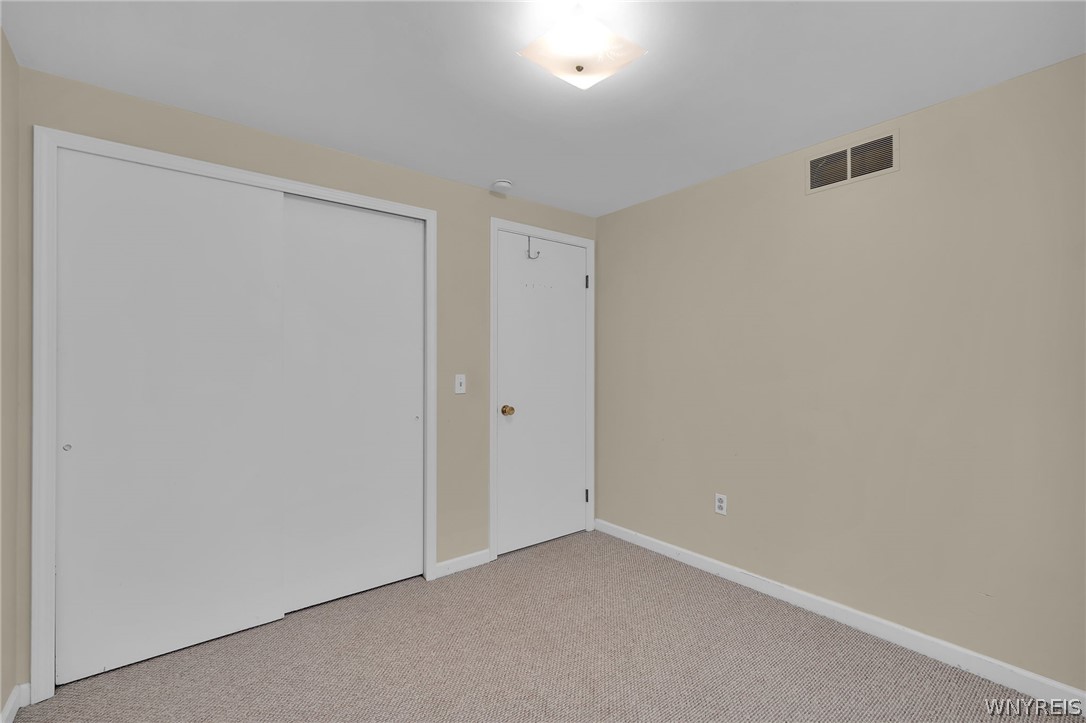 590 Potters Road West Seneca, NY 14224 - Photo 20 of 50 Lower Unit: 2nd Bedroom