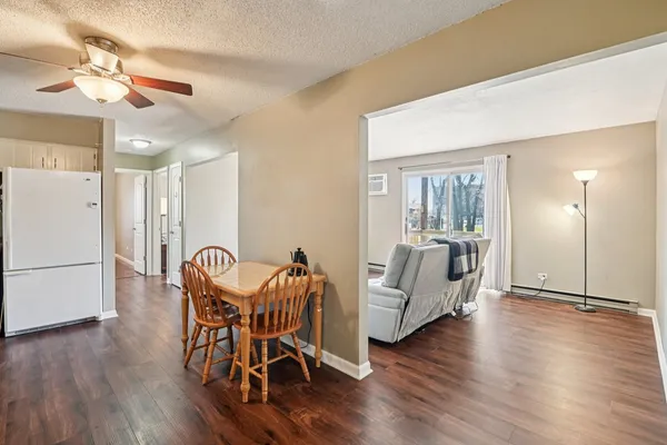 $135,000 | 220 Madison Street, Unit 2A, Joliet, IL 60435