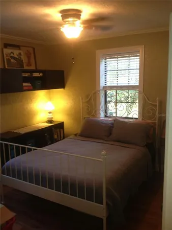 $1,350 | 711 Northwest 34th Place, Gainesville, FL 32609