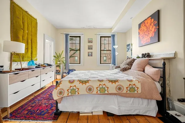 $3,250 | 104 East Brookline Street, Unit 2, Boston, MA 02118