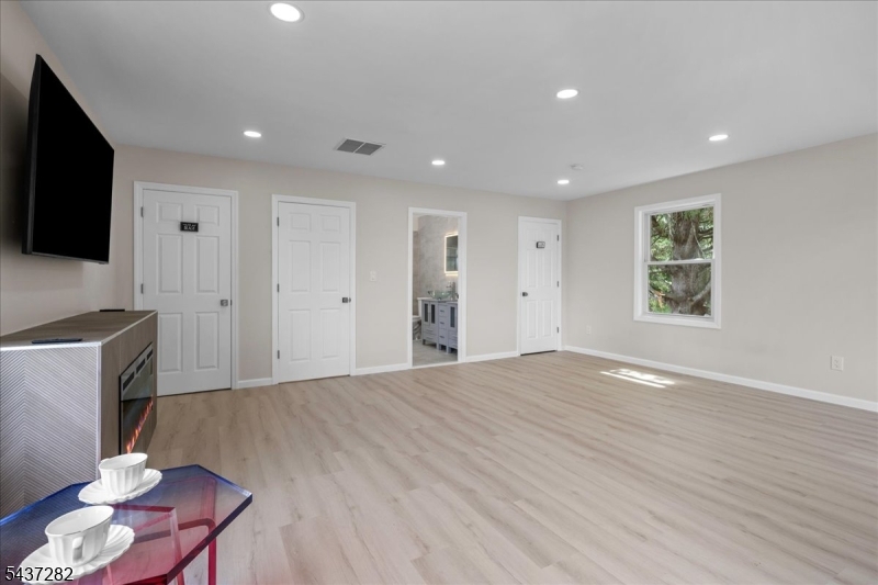 129 Owens Station Road Vernon, NJ 07461 - Photo 27 of 33