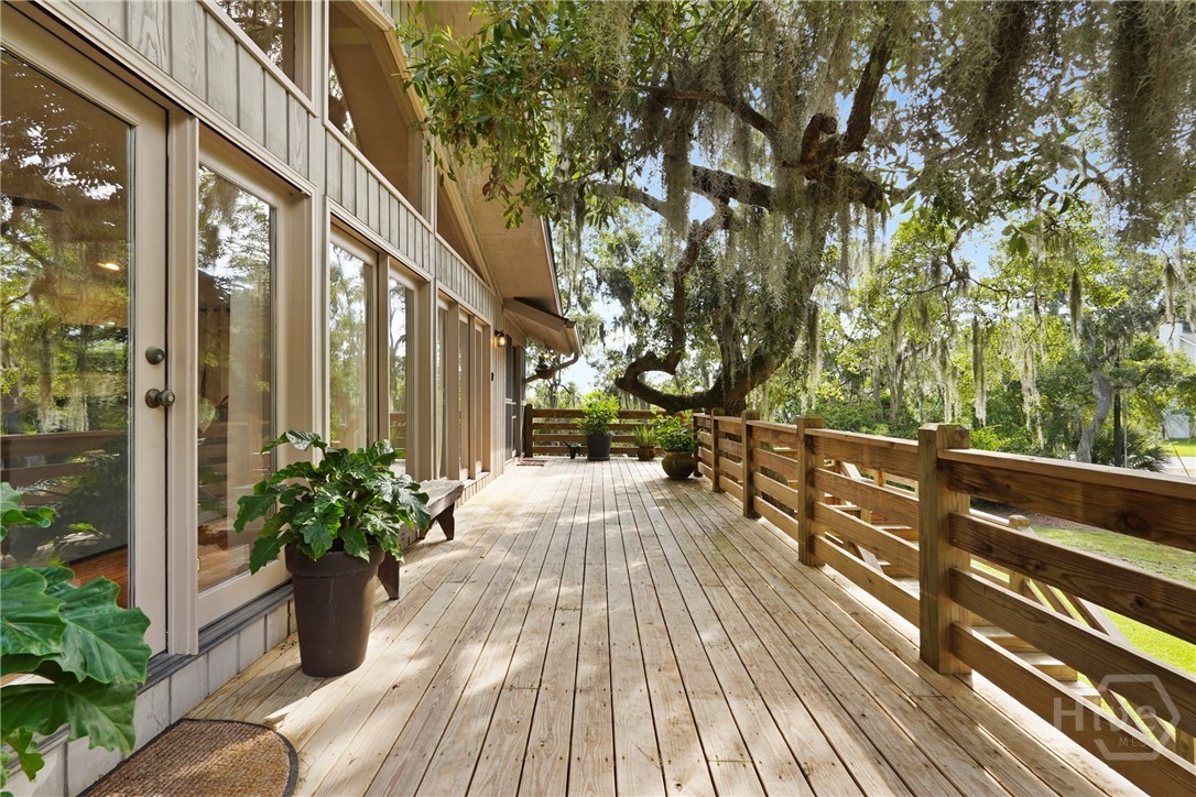 419 Walthour Road Savannah, GA 31410 - Photo 6 of 45