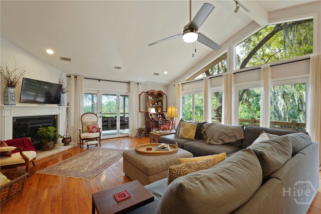 419 Walthour Road Savannah, GA 31410 - Photo 8 of 45