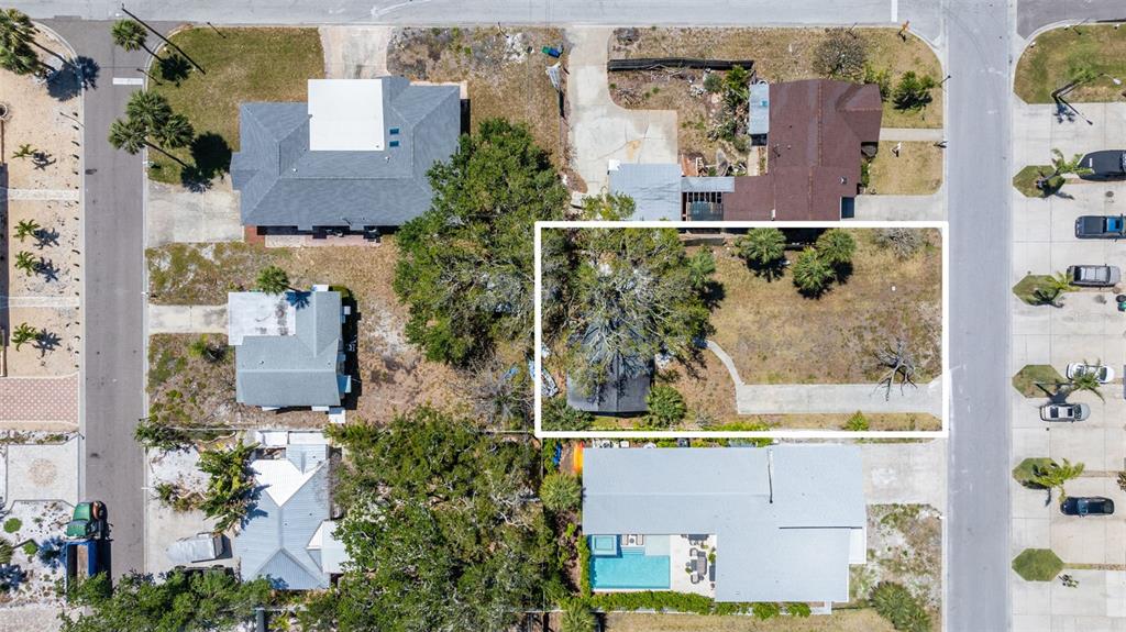 1905 1st Street Indian Rocks Beach, FL 33785 - Photo 2 of 15 Gallery Image 2
