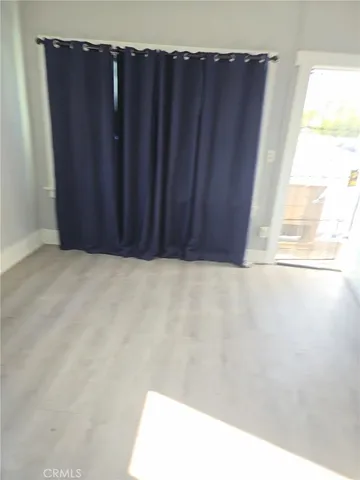 $1,350 | 918 Maine, Long Beach, CA 90813