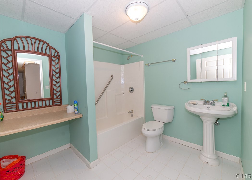 123 Peridot Drive Camillus, NY 13219 - Photo 31 of 36