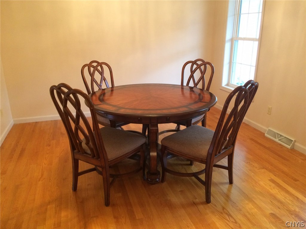 123 Peridot Drive Camillus, NY 13219 - Photo 33 of 36