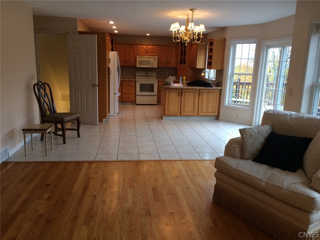 123 Peridot Drive Camillus, NY 13219 - Photo 35 of 36