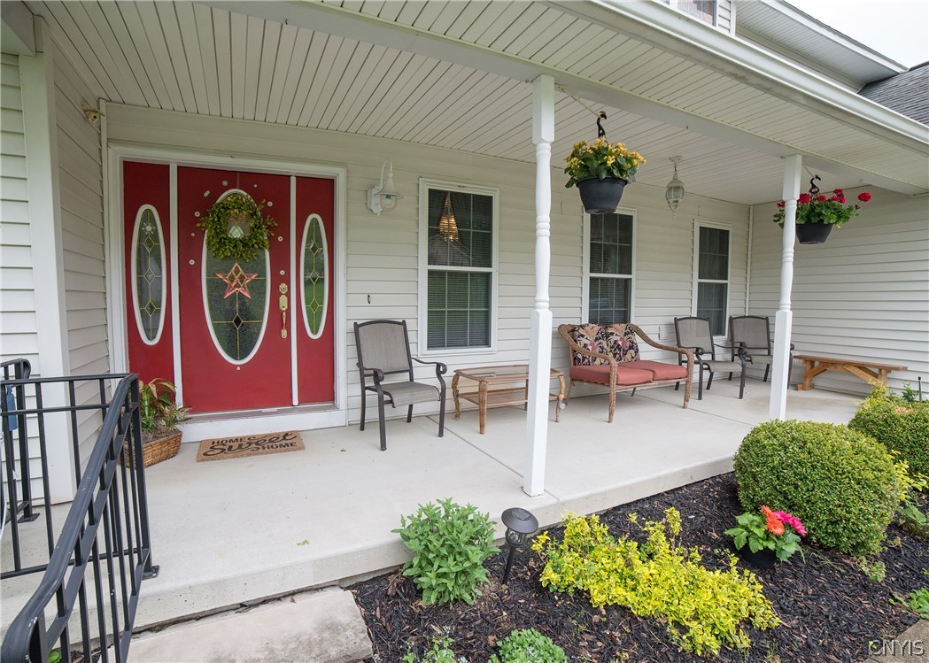 123 Peridot Drive Camillus, NY 13219 - Photo 5 of 36