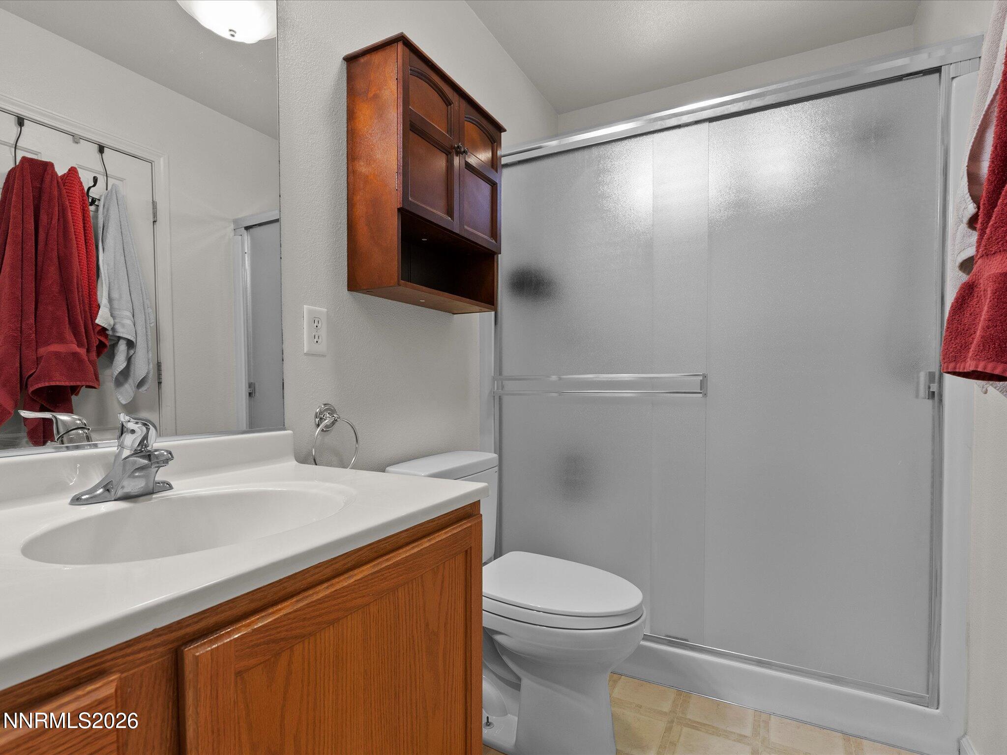 894 Timothy Way Fallon, NV 89406 - Photo 24 of 44 View from bathtub looking towards shower