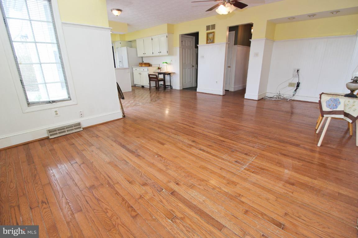 405 Calvary Road Churchville, MD 21028 - Photo 12 of 29 Family Room