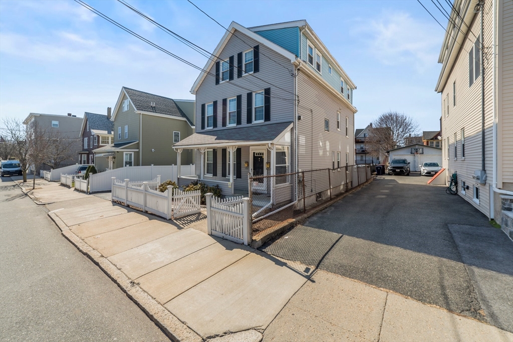 88-90 Florence Street Everett, MA 02149 - Photo 3 of 29