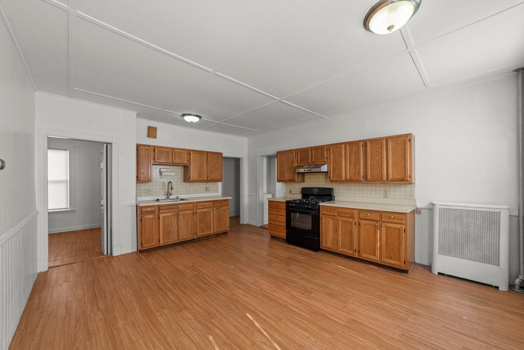 88-90 Florence Street Everett, MA 02149 - Photo 7 of 29