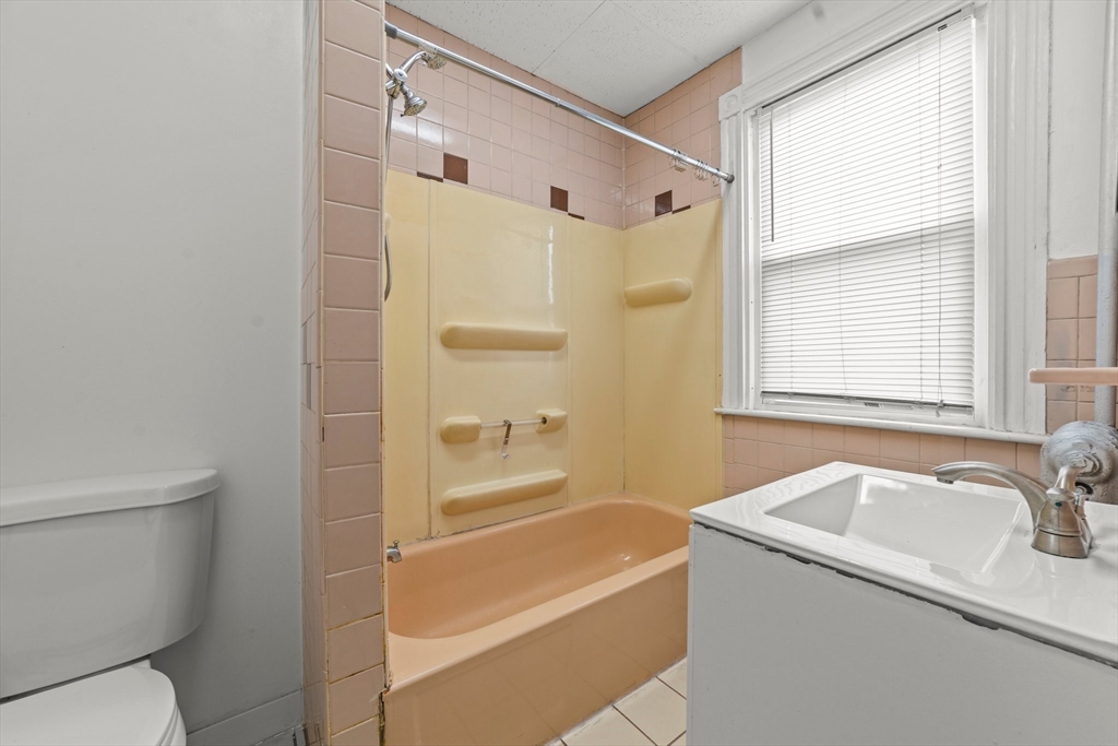 88-90 Florence Street Everett, MA 02149 - Photo 10 of 29