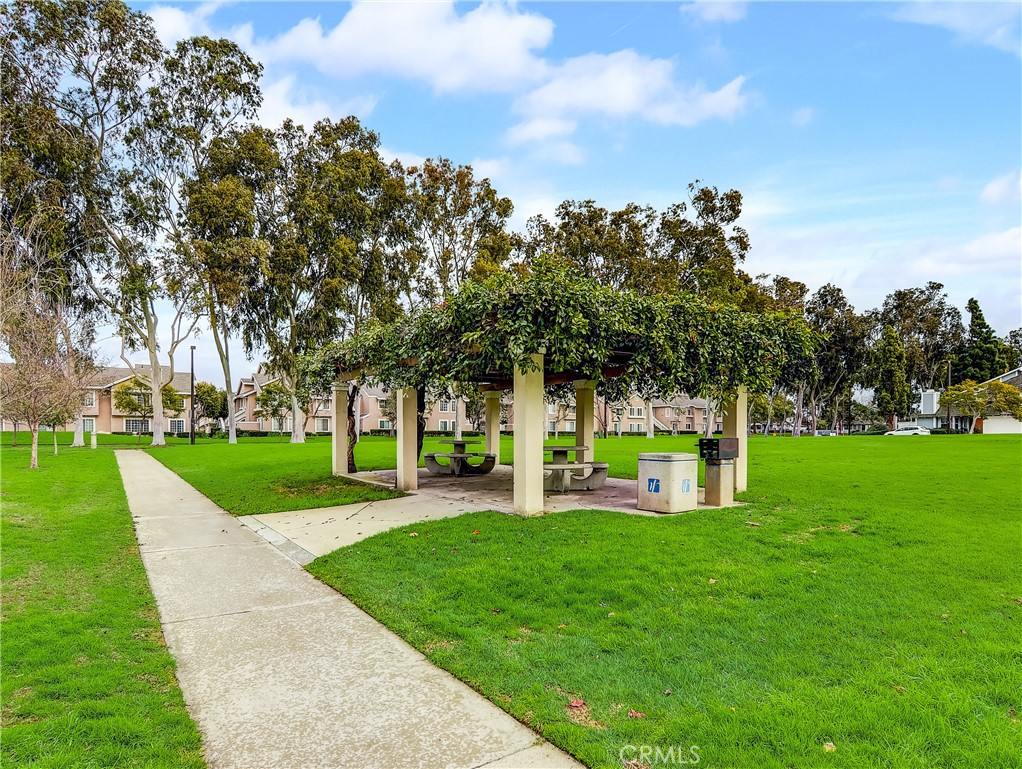 98 Greenfield, Unit 95 Irvine, CA 92614 - Photo 47 of 48 a view of a park with large trees