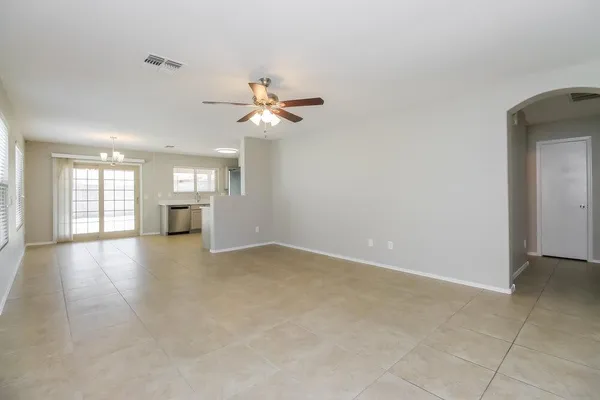 $1,915 | 3047 West Dancer Lane, San Tan Valley, AZ 85144