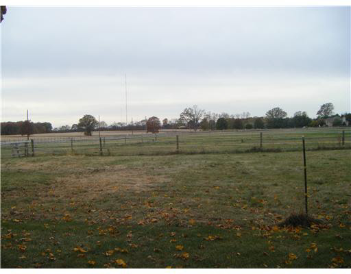 59979 Grass Road South Bend, IN 46614 - Photo 8 of 12