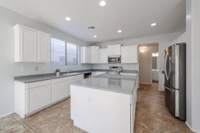 $465,000 | 7139 West Pioneer Street, Phoenix, AZ 85043