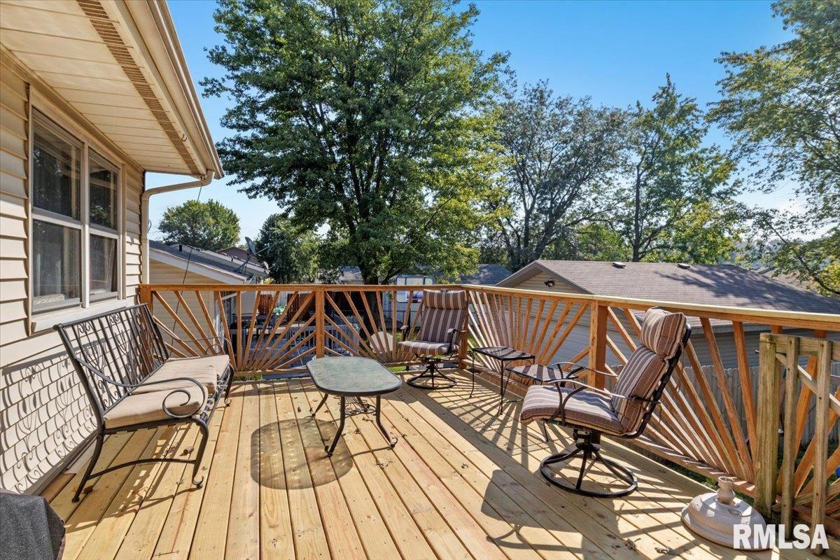 2908 East Griffiths Avenue Springfield, IL 62702 - Photo 5 of 36
