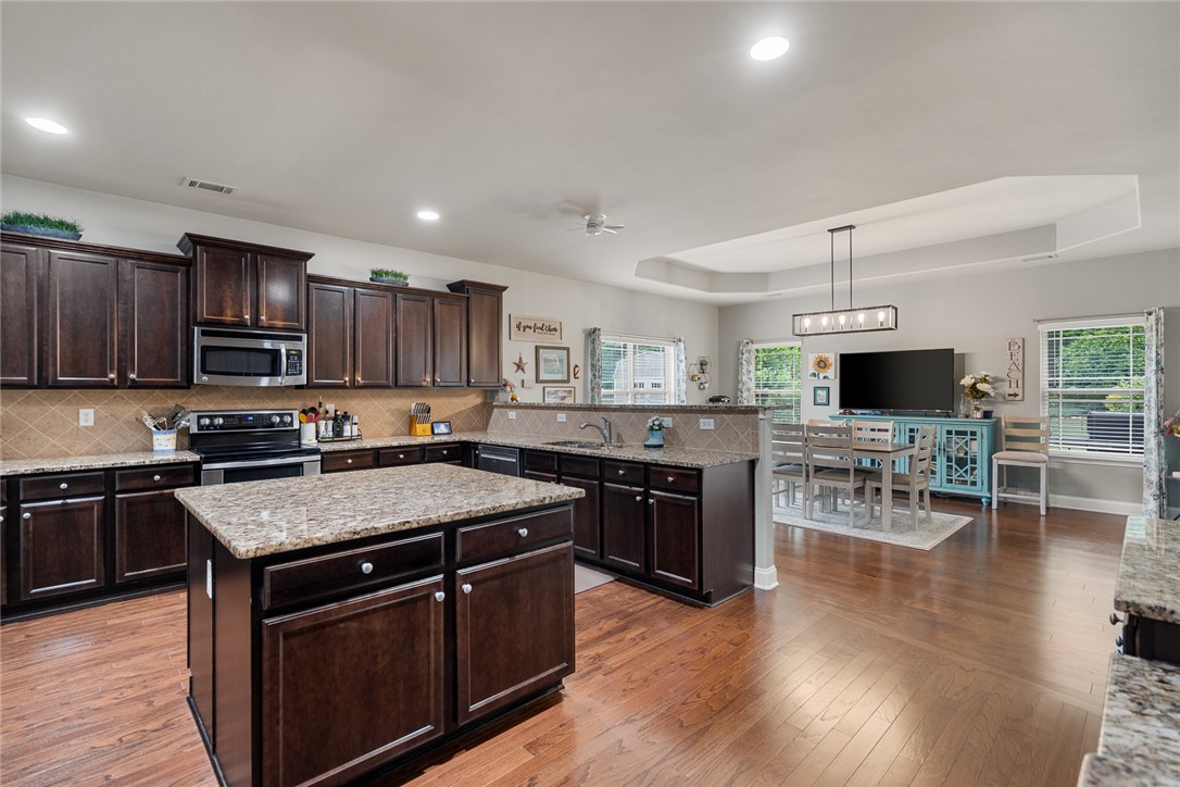 128 Baybrooke Lane Anderson, SC 29621 - Photo 13 of 37
