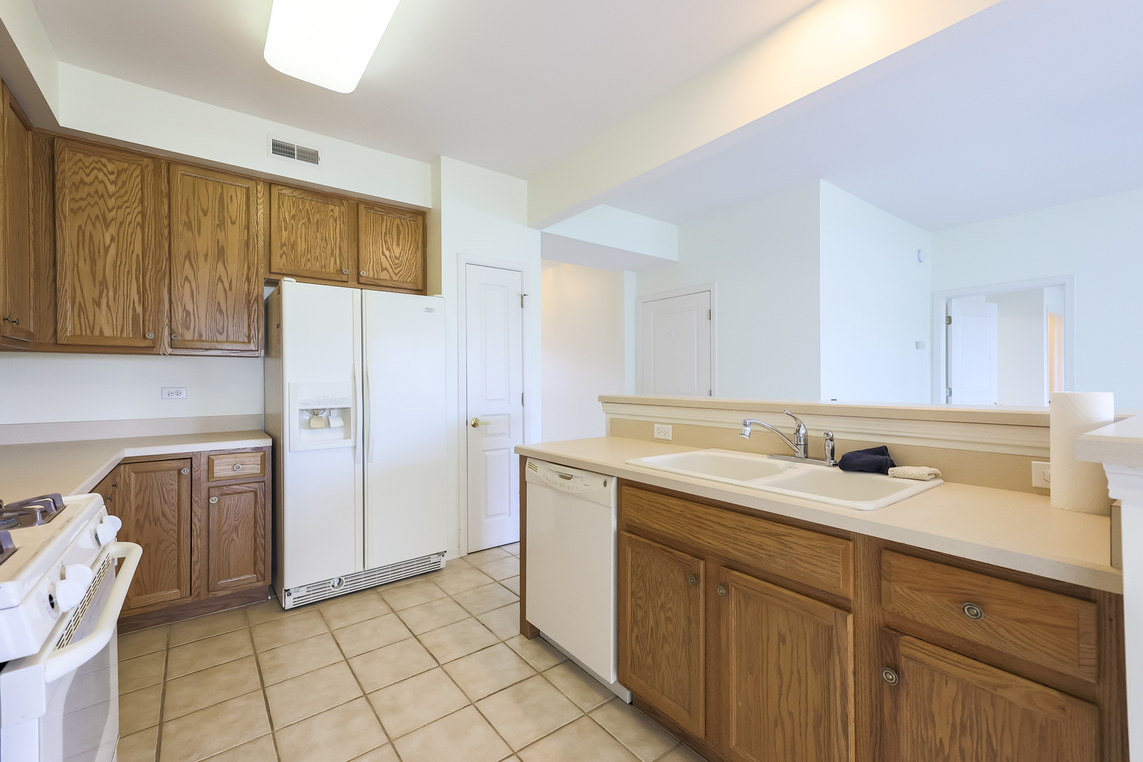 13548 Bonaire Road Huntley, IL 60142 - Photo 13 of 29 Gallery Image 13