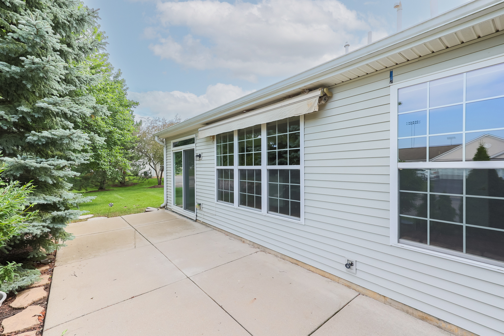 13548 Bonaire Road Huntley, IL 60142 - Photo 3 of 29 Gallery Image 3