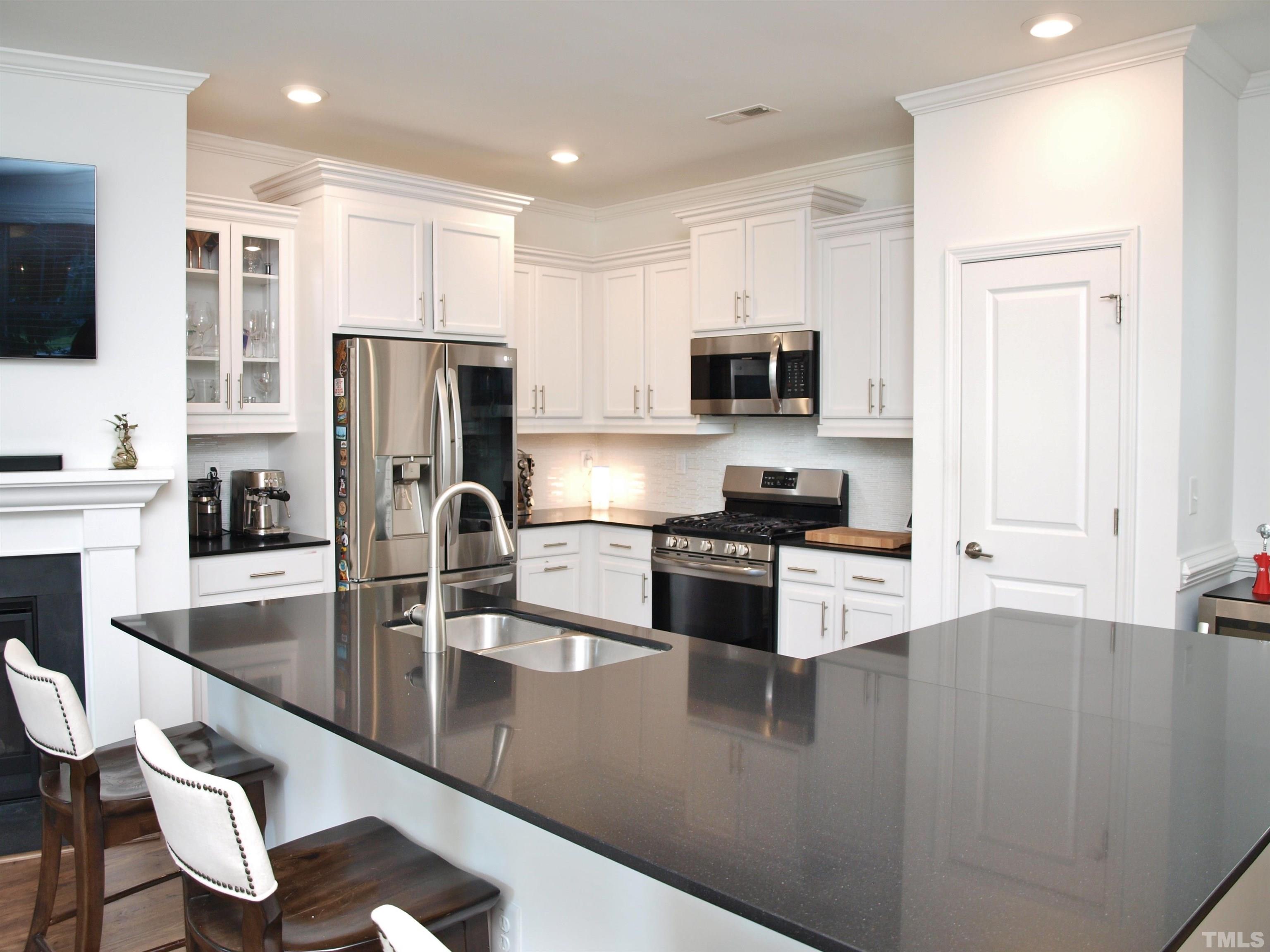 6300 Kayton Street Raleigh, NC 27616 - Photo 6 of 27 Gallery Image 6