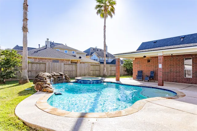 $560,000 | 9223 Gauguin Lane, Missouri City, TX 77459