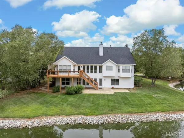 $3,500 | 8050 Knights Crossing Drive, O'Fallon, MO 63368