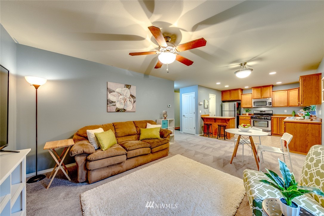 517 Radey Street, Unit F Port Orchard, WA 98366 - Photo 13 of 23 Gallery Image 13