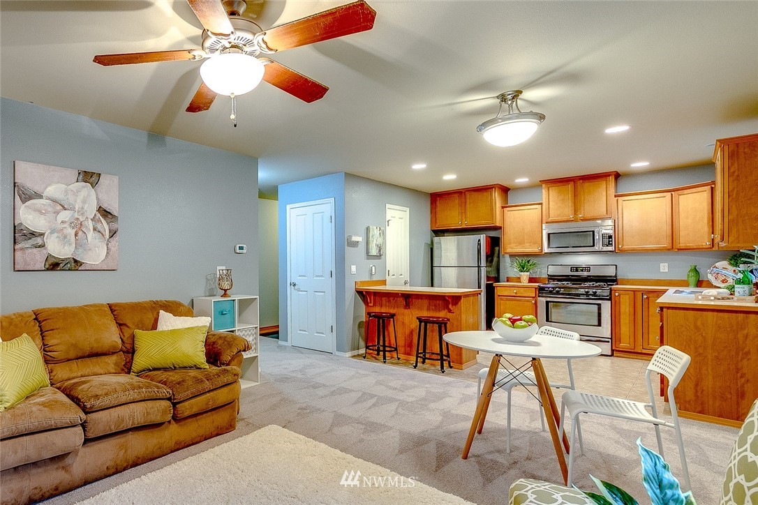 517 Radey Street, Unit F Port Orchard, WA 98366 - Photo 14 of 23 Gallery Image 14