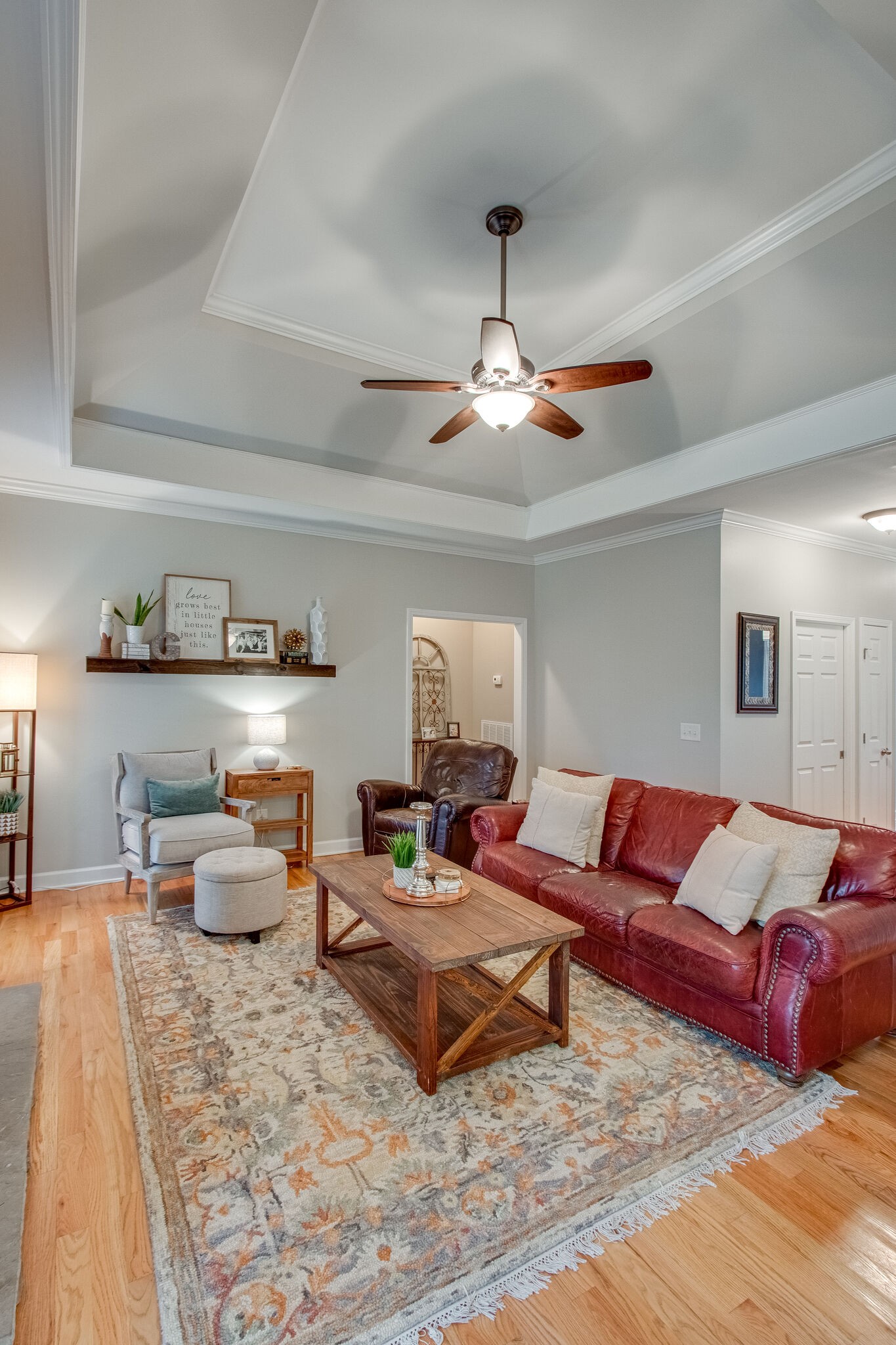 1094 Golf View Way Spring Hill, TN 37174 - Photo 7 of 26 a living room with furniture