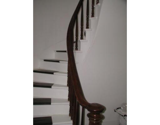 96 Bancroft Street Springfield, MA 01107 - Photo 5 of 7 Gallery Image 5