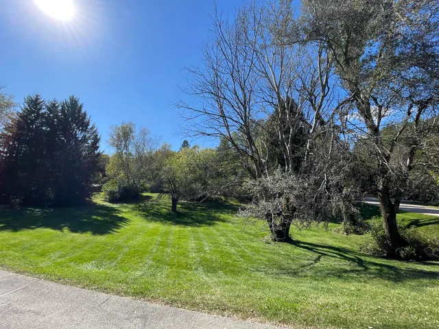 $255,000 | Lt15 Valley Club Drive, Burlington, WI 53105