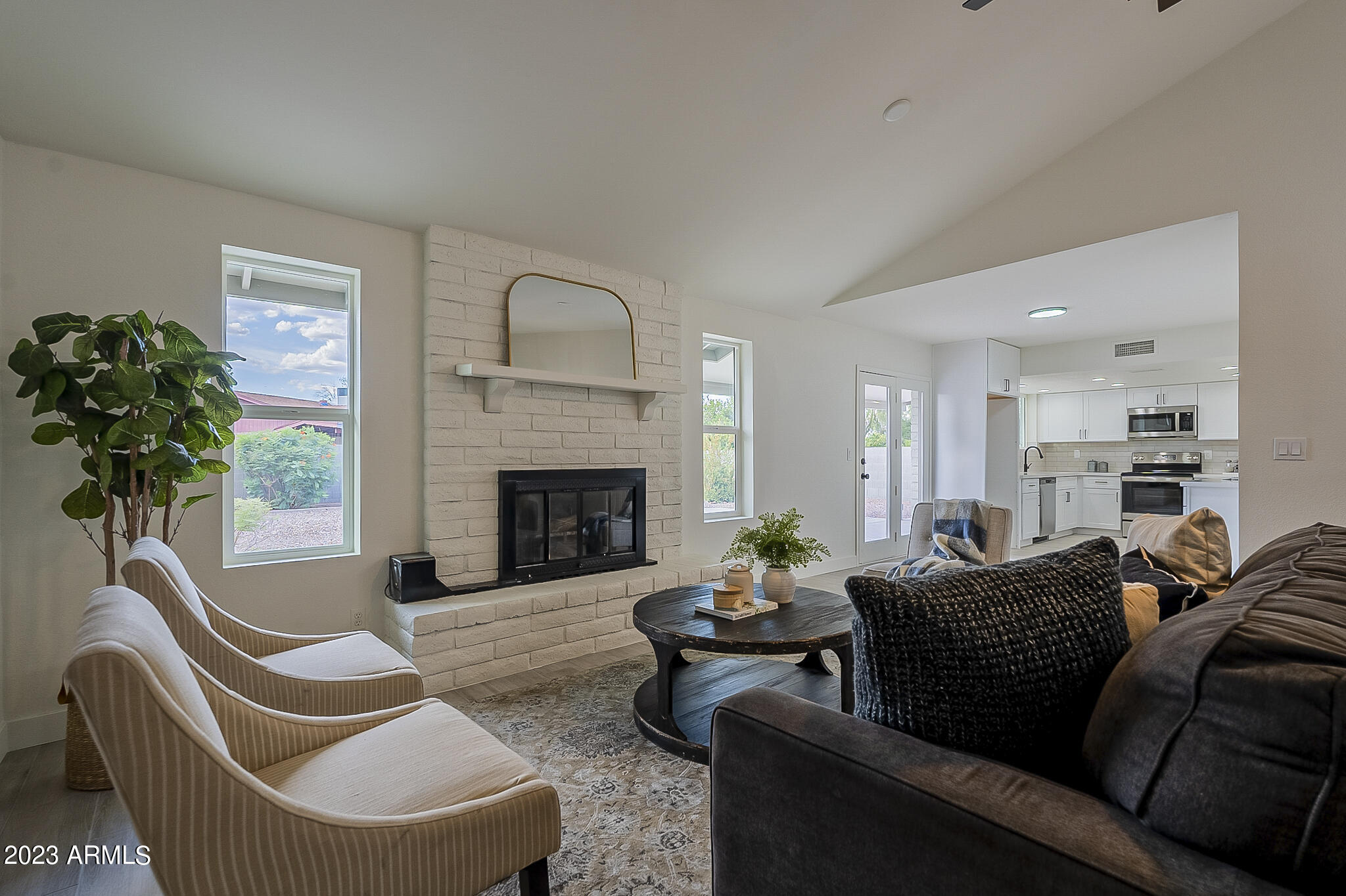 308 East Silver Creek Road Gilbert, AZ 85296 - Photo 14 of 46 Family Room