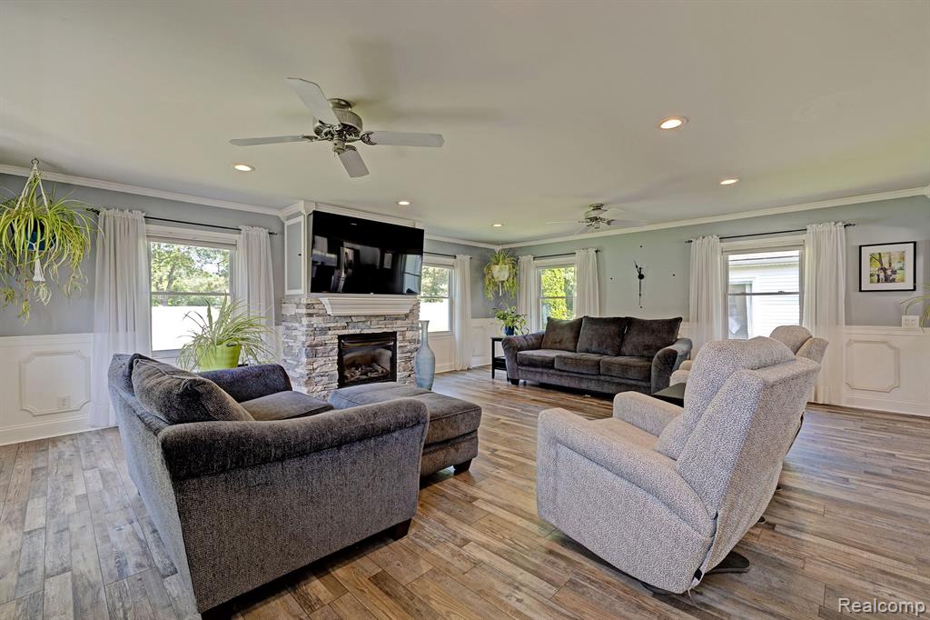5098 Waldon Road Clarkston, MI 48348 - Photo 7 of 81 Gallery Image 7