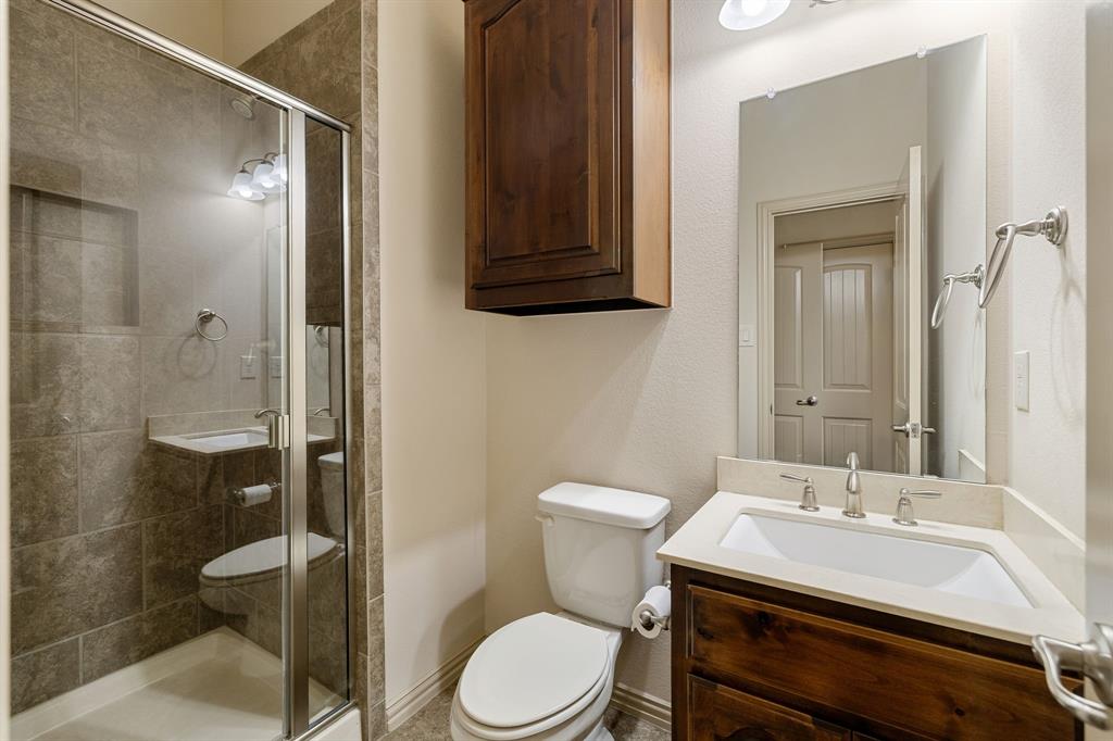 2234 Fallbrooke Drive Grand Prairie, TX 75050 - Photo 11 of 36