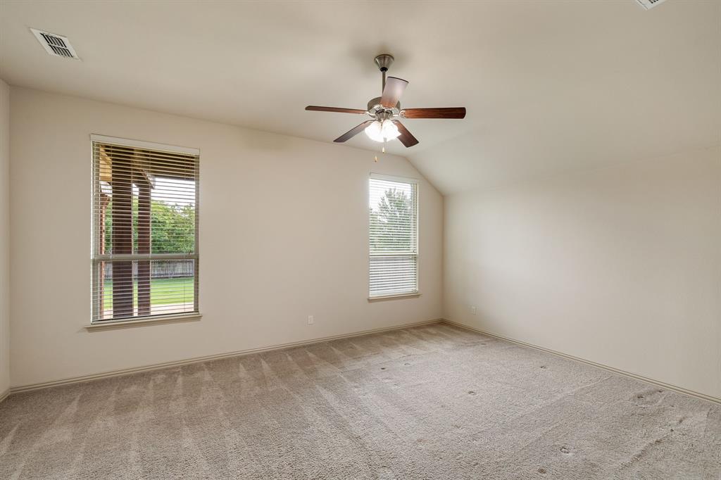 2234 Fallbrooke Drive Grand Prairie, TX 75050 - Photo 19 of 36