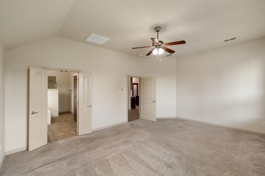 2234 Fallbrooke Drive Grand Prairie, TX 75050 - Photo 20 of 36