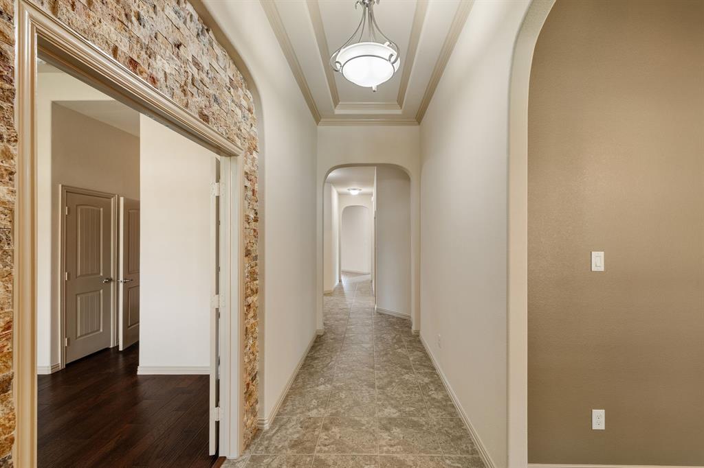 2234 Fallbrooke Drive Grand Prairie, TX 75050 - Photo 3 of 36