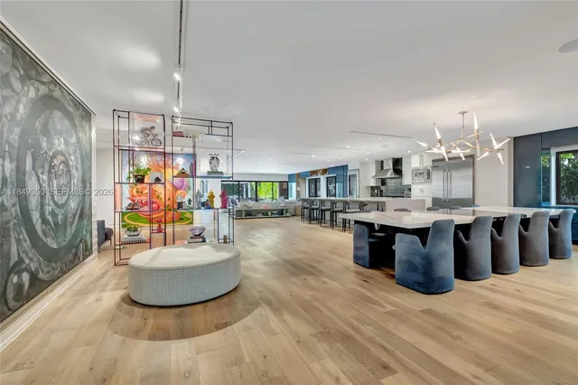 $4,800,000 | 2152 Prairie Avenue, Miami Beach, FL 33139