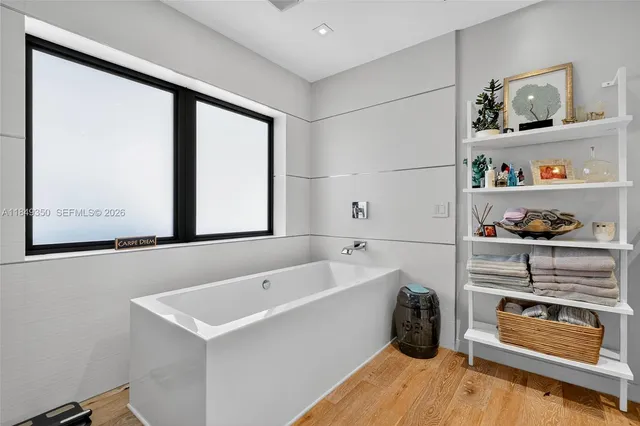 $4,800,000 | 2152 Prairie Avenue, Miami Beach, FL 33139