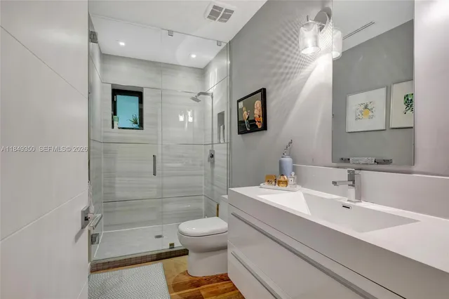 $4,800,000 | 2152 Prairie Avenue, Miami Beach, FL 33139