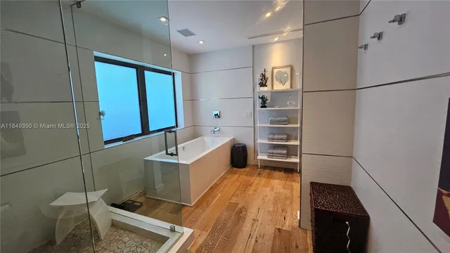 $4,999,000 | 2152 Prairie Avenue, Miami Beach, FL 33139