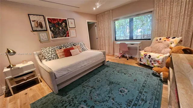 $4,999,000 | 2152 Prairie Avenue, Miami Beach, FL 33139